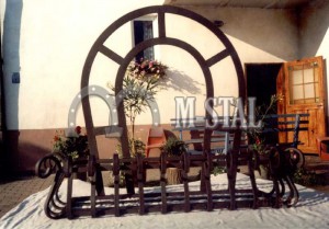 LM004 - Kwietnik scienny 1